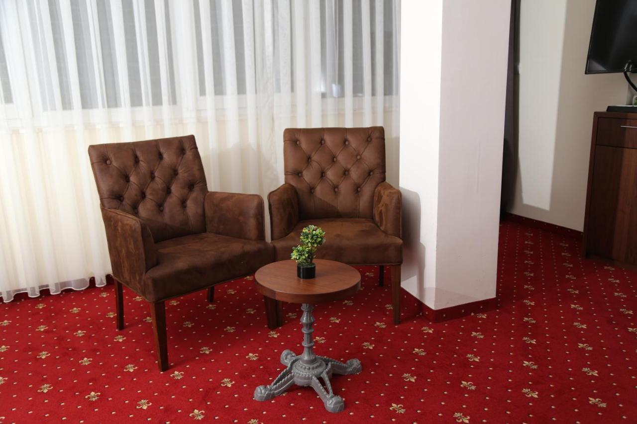City Hotel Prizren Zewnętrze zdjęcie