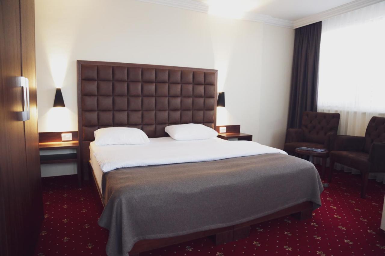 City Hotel Prizren Zewnętrze zdjęcie