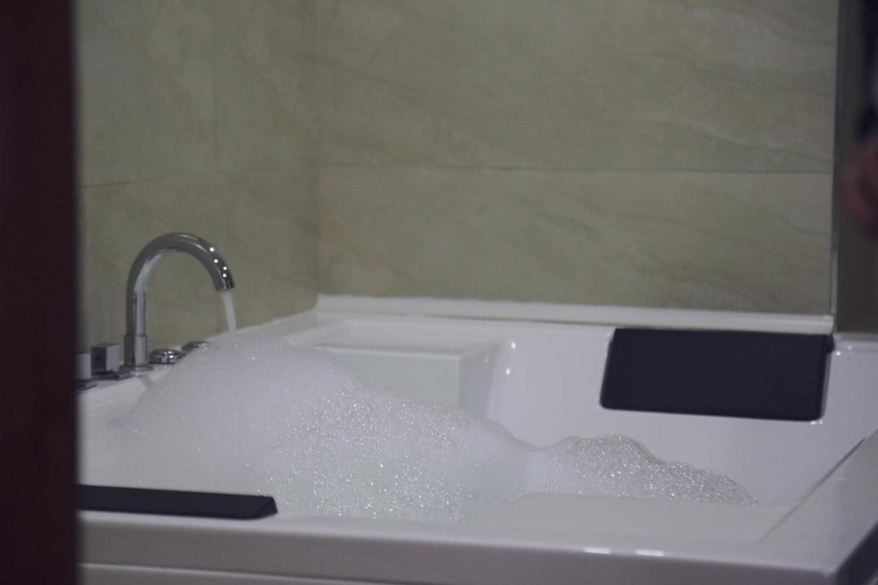 City Hotel Prizren Zewnętrze zdjęcie