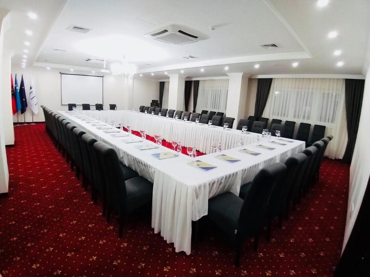 City Hotel Prizren Zewnętrze zdjęcie
