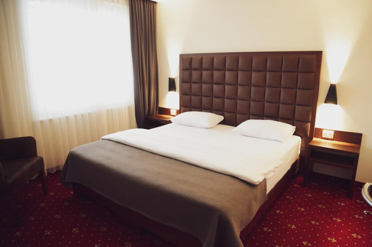 City Hotel Prizren Zewnętrze zdjęcie