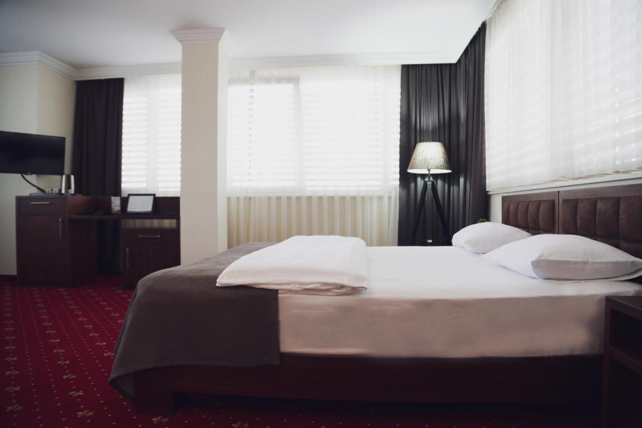 City Hotel Prizren Zewnętrze zdjęcie